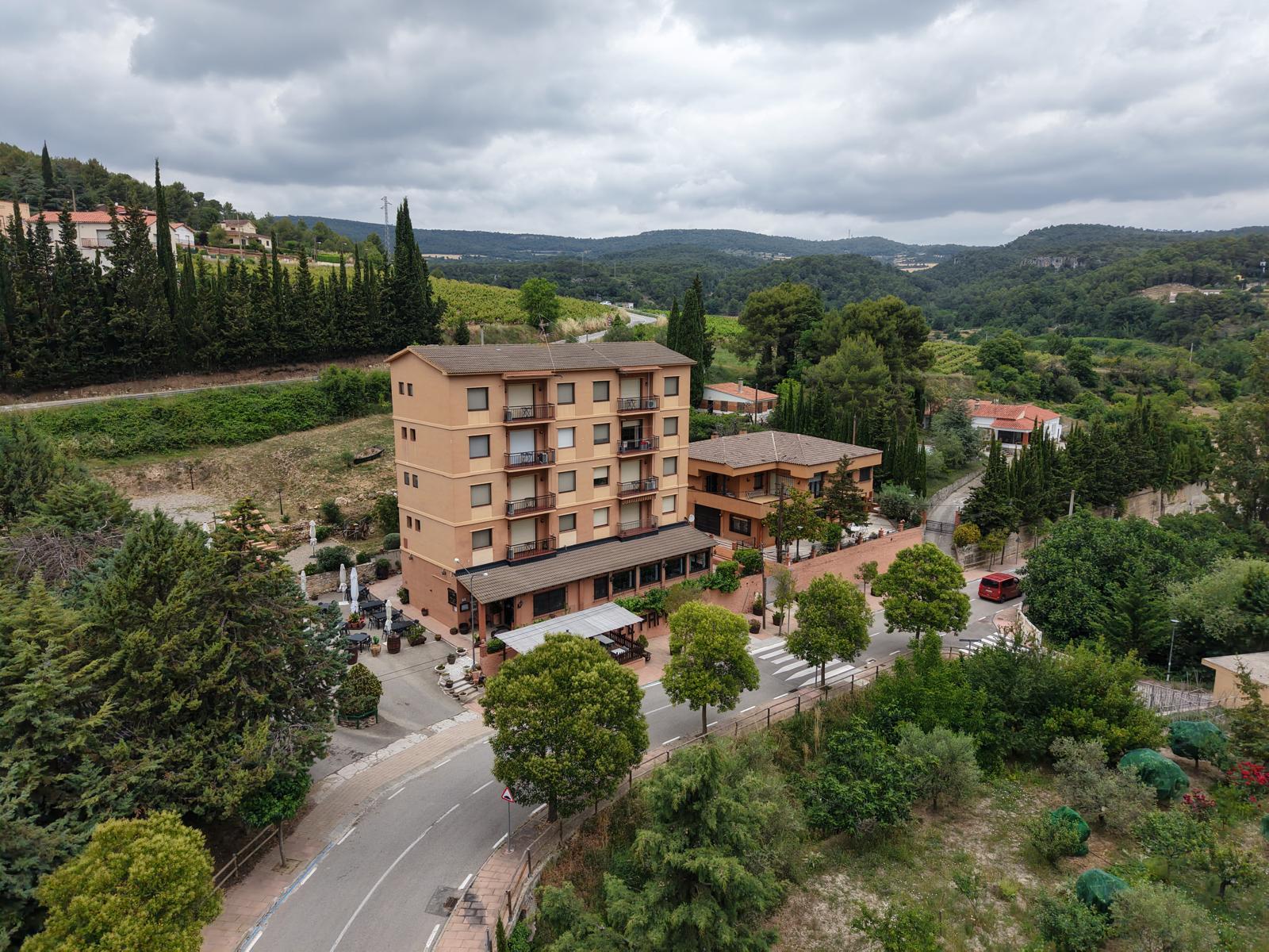 RESTAURANTE I HOTEL
